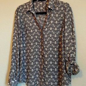 The Limited blouse grey/ white button down size M. Perfect Condition.